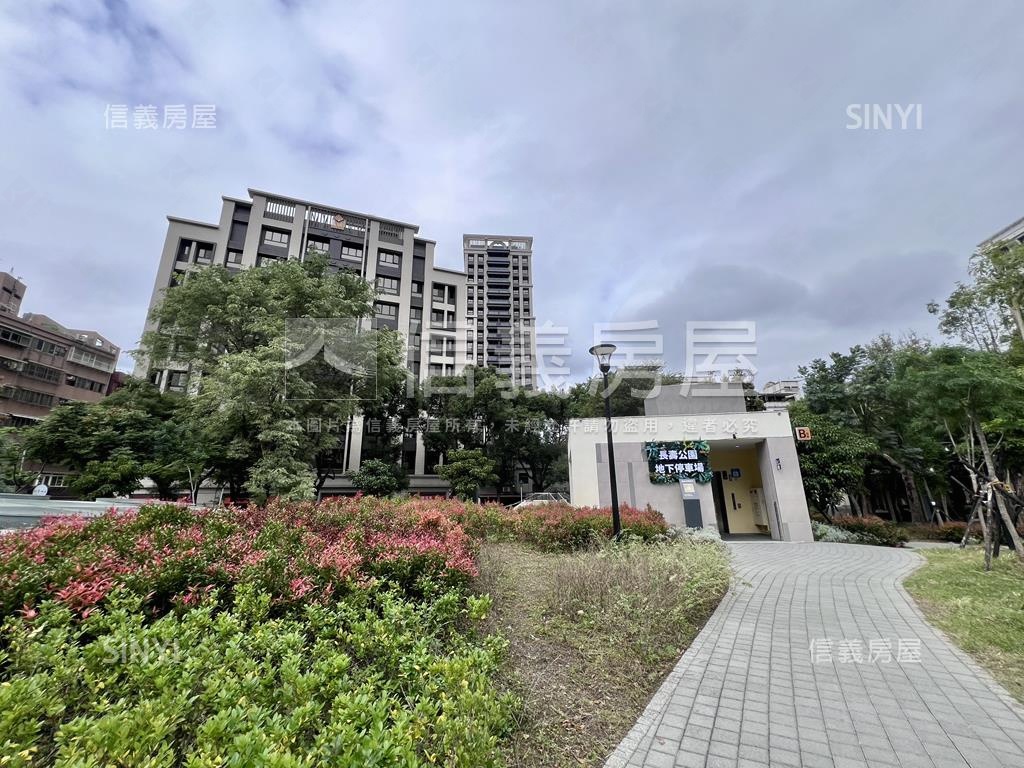 近車站美食金店面房屋室內格局與周邊環境