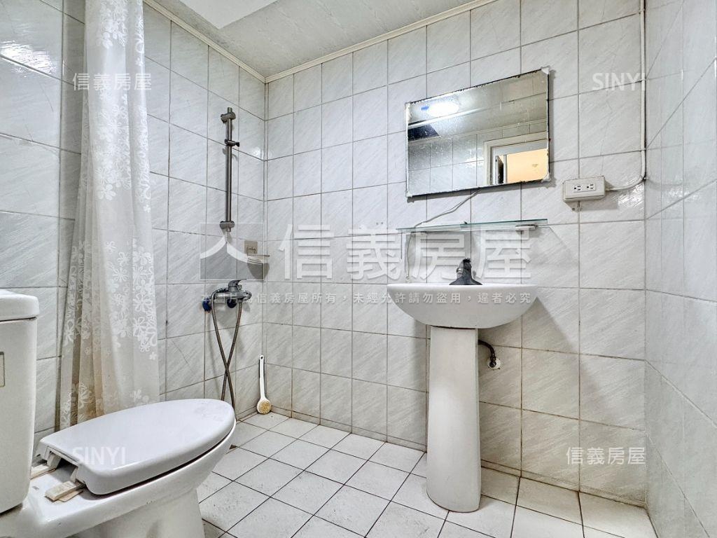 ⭐誠售換屋三房近Ｒ１５站房屋室內格局與周邊環境