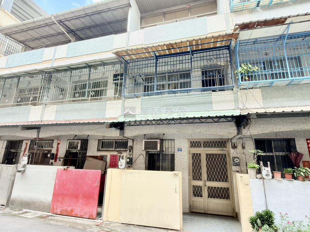 ７字頭進駐中興新村透天房屋室內格局與周邊環境