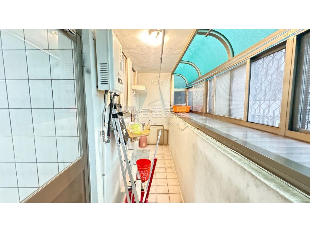 萬邦中國三房含車位房屋室內格局與周邊環境