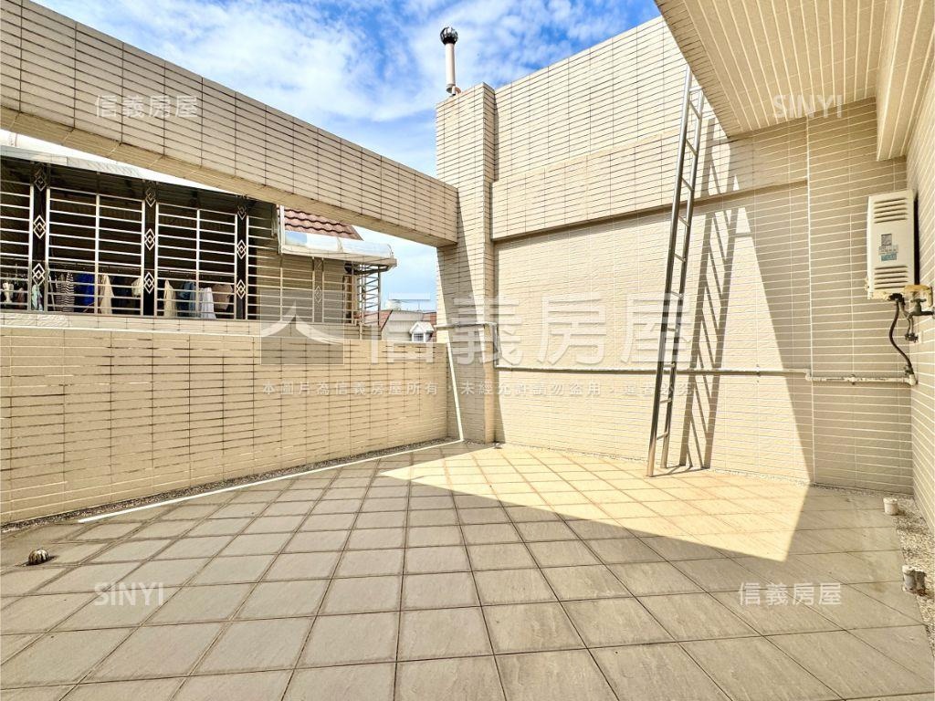 八德正路面寬雙車豪墅房屋室內格局與周邊環境