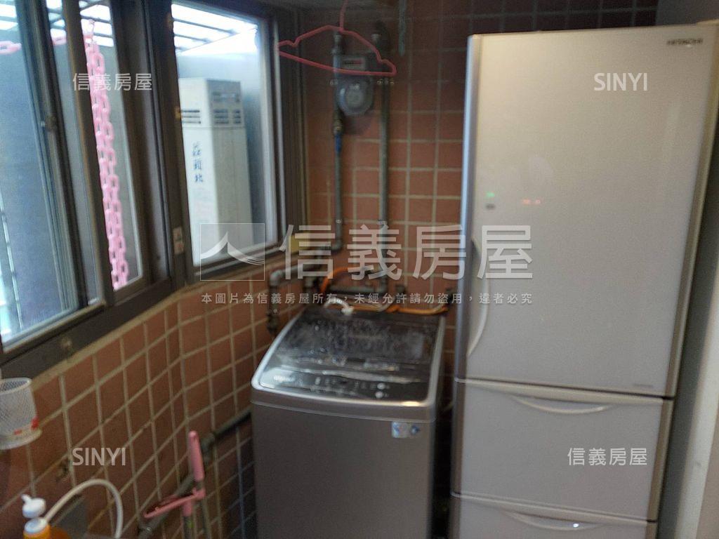 緣夢園稀有邊間電梯兩房房屋室內格局與周邊環境