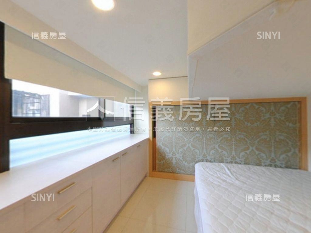 一層一戶電梯２房房屋室內格局與周邊環境
