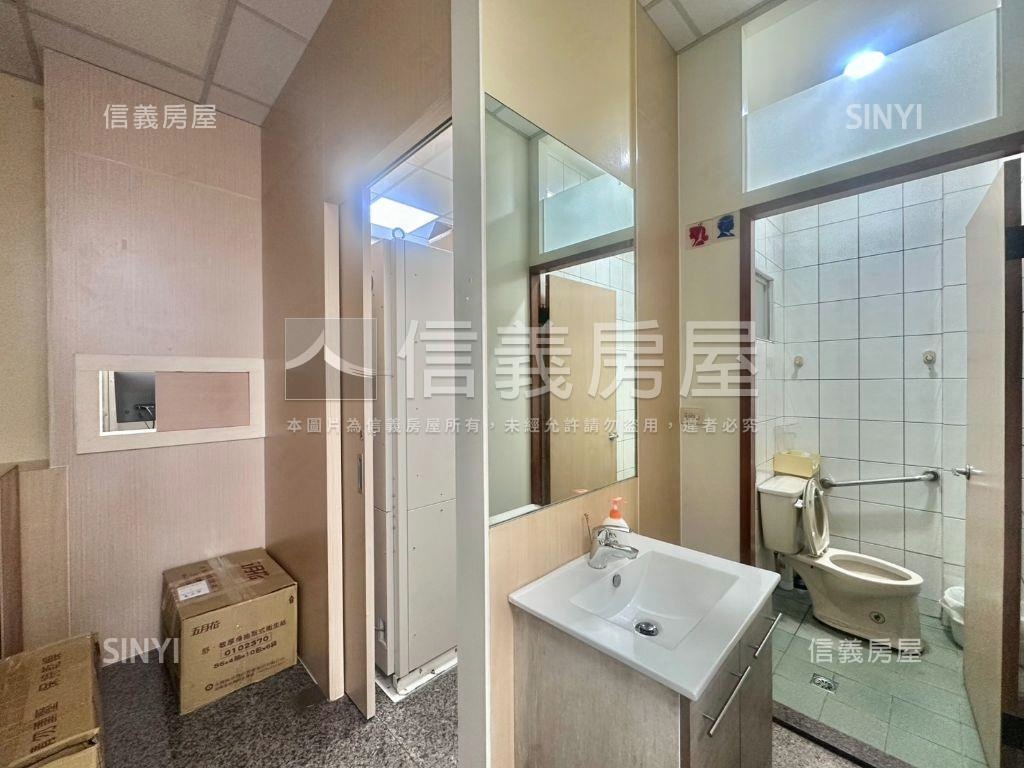 善化｜臨２０米路吃市店住房屋室內格局與周邊環境