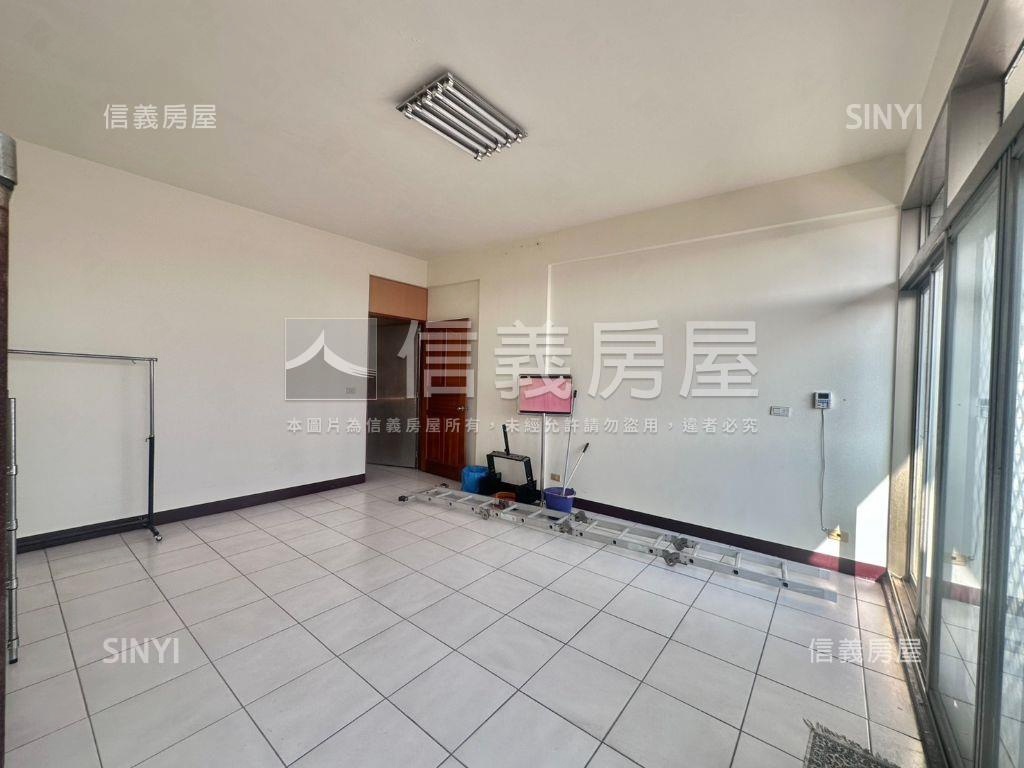 善化｜臨２０米路吃市店住房屋室內格局與周邊環境