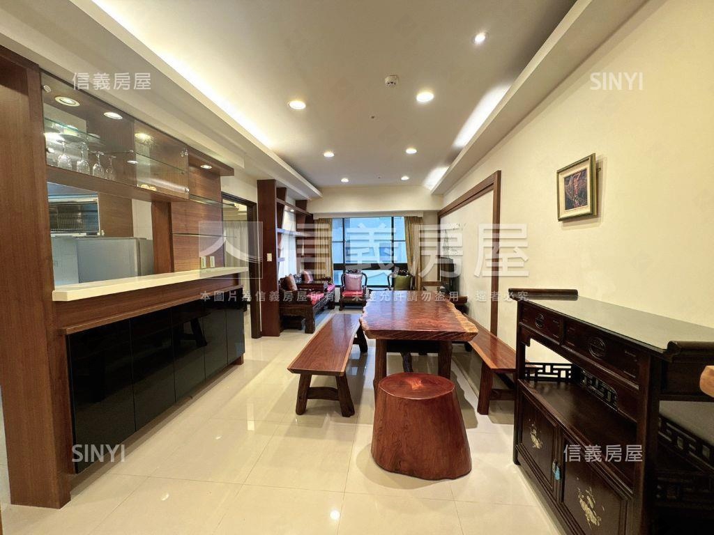 Ｕ未來沉穩木質系大２房房屋室內格局與周邊環境