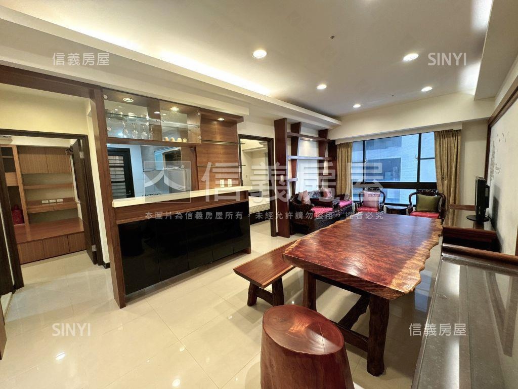 Ｕ未來沉穩木質系大２房房屋室內格局與周邊環境