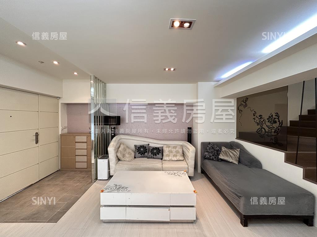 葛萊美挑高樓中樓附車位房屋室內格局與周邊環境