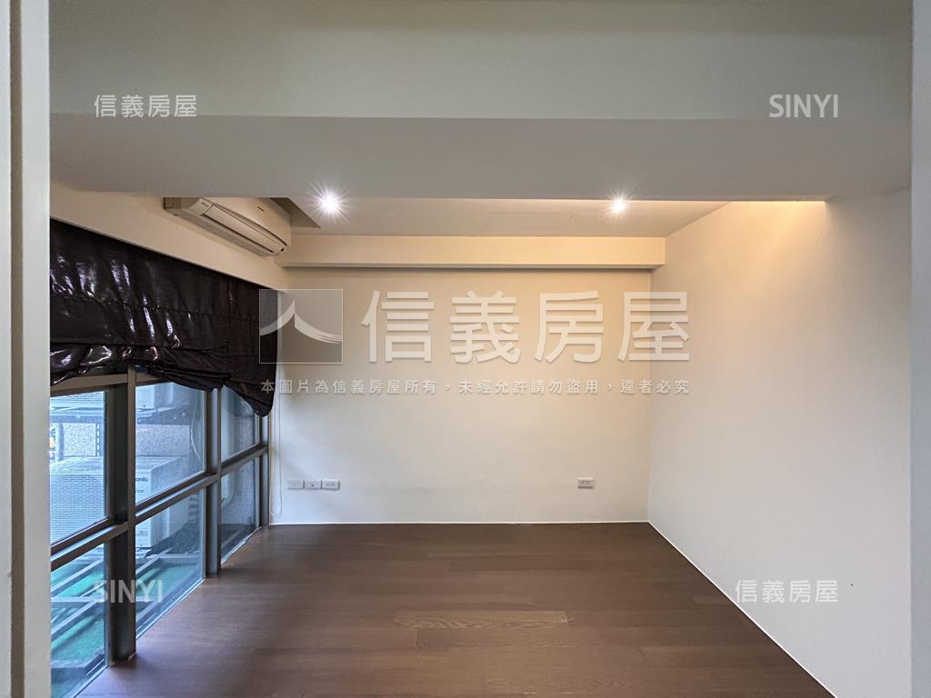 葛萊美挑高樓中樓附車位房屋室內格局與周邊環境