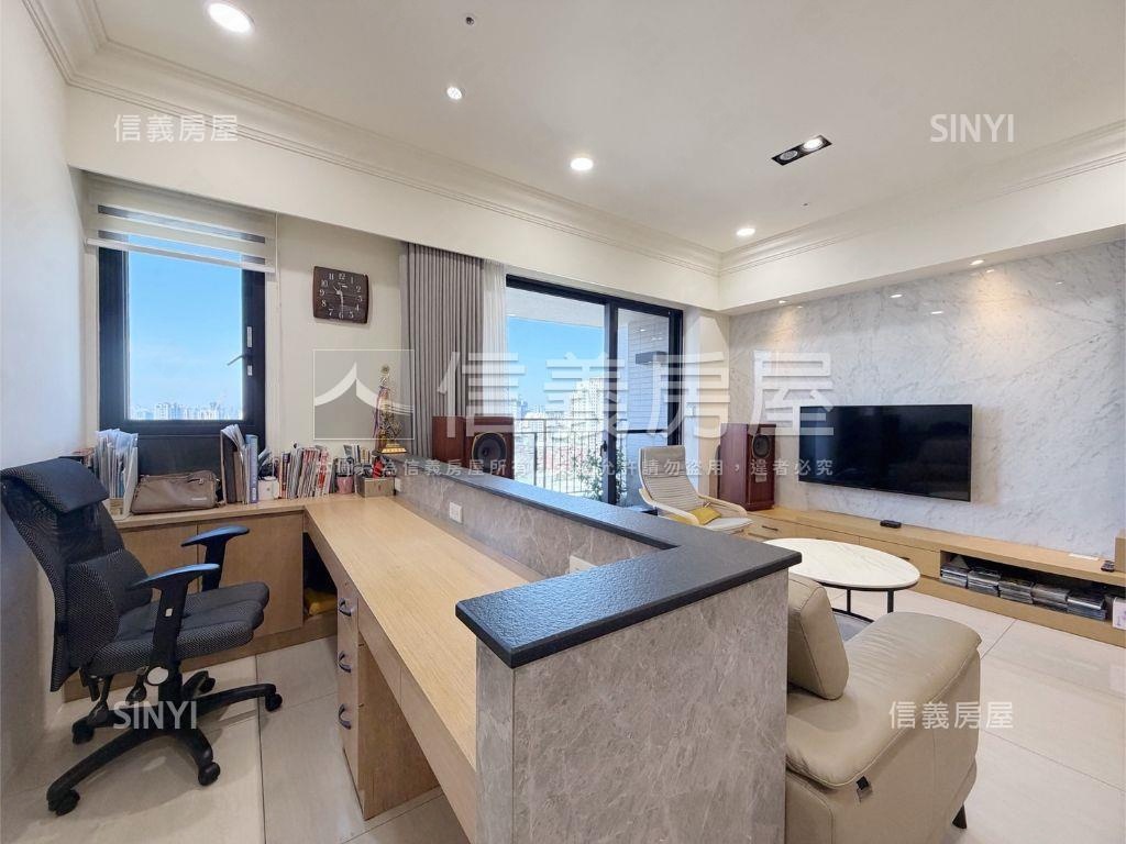 時代英倫高樓視野戶房屋室內格局與周邊環境