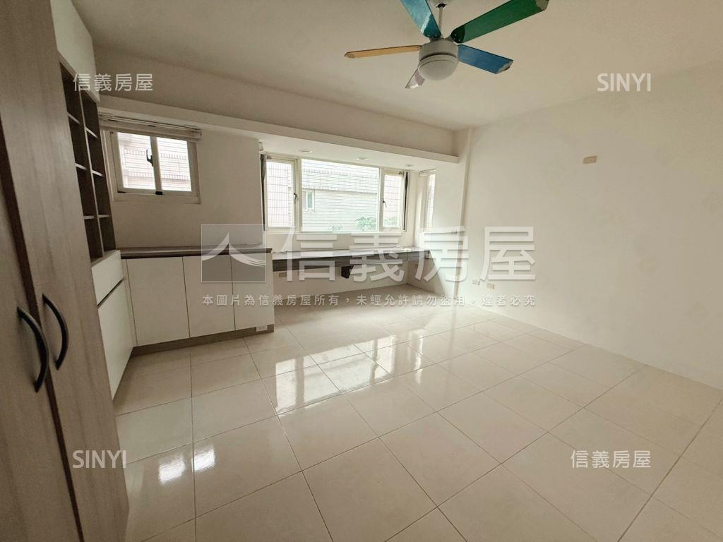 皇昱綠尊透天室內停車房屋室內格局與周邊環境