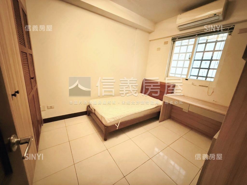 皇昱綠尊透天室內停車房屋室內格局與周邊環境