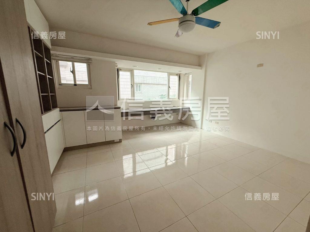 皇昱綠尊透天室內停車房屋室內格局與周邊環境