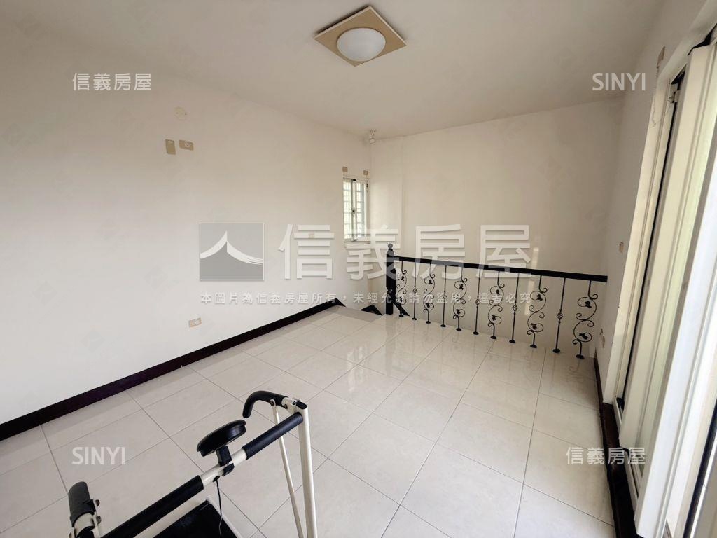 皇昱綠尊透天室內停車房屋室內格局與周邊環境