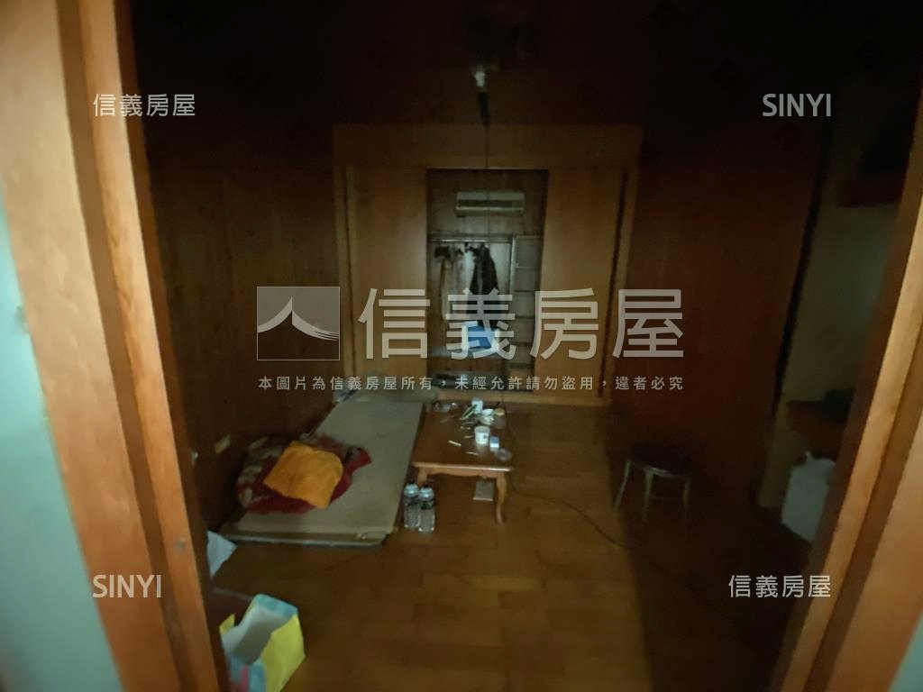 正西勢街路角店住合一房屋室內格局與周邊環境