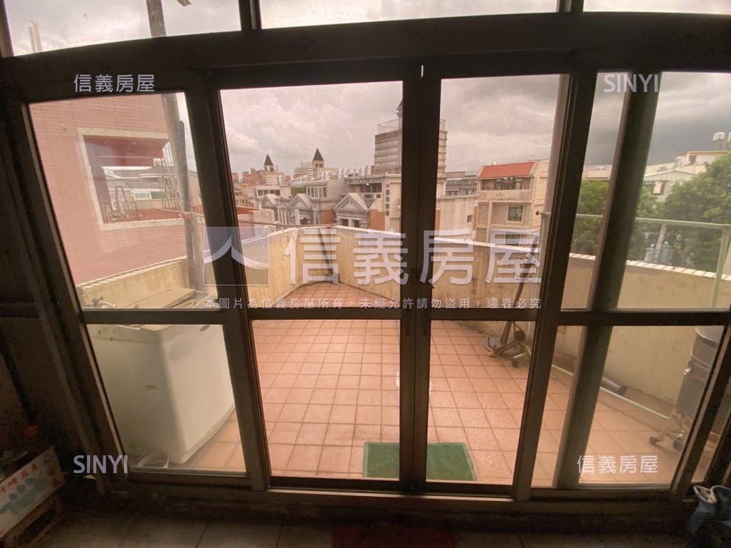 正西勢街路角店住合一房屋室內格局與周邊環境