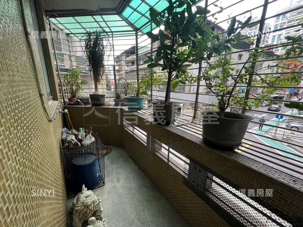 南京復興２樓公寓房屋室內格局與周邊環境