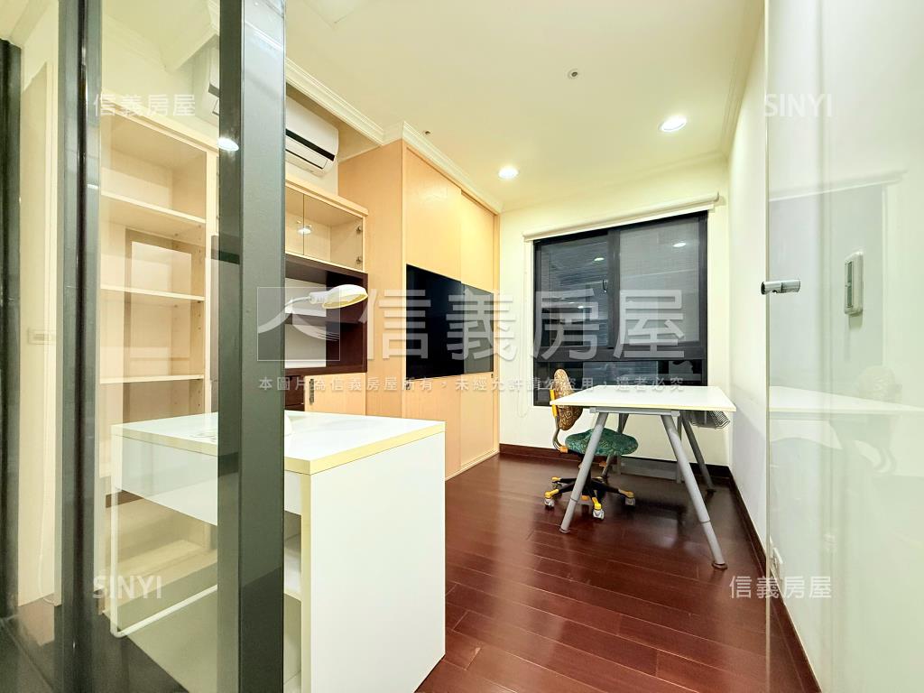 沐光太普雙衛開窗三房車位房屋室內格局與周邊環境