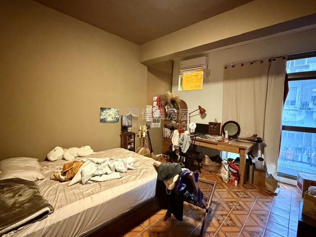 大安區２２坪土地持分獨棟房屋室內格局與周邊環境