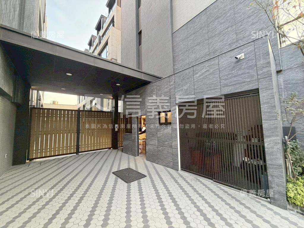 單元二大面寬電梯豪墅房屋室內格局與周邊環境