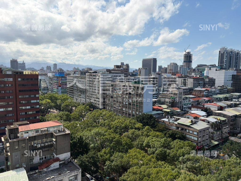 富邦藝樹１０１天際線景觀房屋室內格局與周邊環境