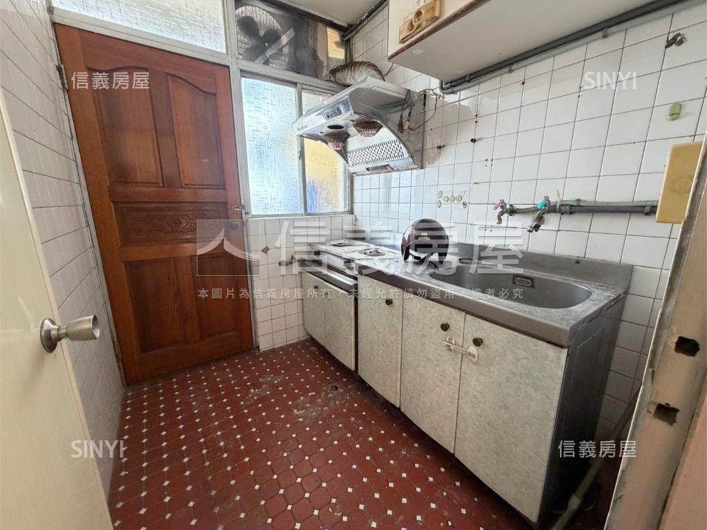 公園一路大空間房屋室內格局與周邊環境