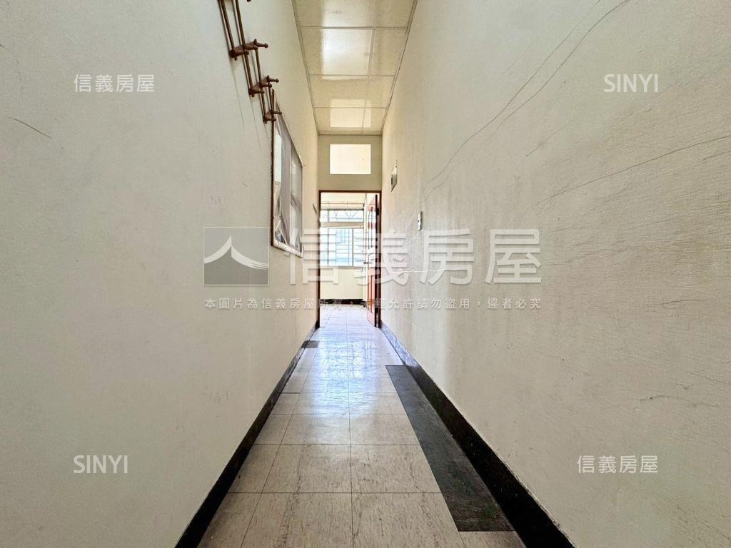 北區國泰街八米活路透天房屋室內格局與周邊環境