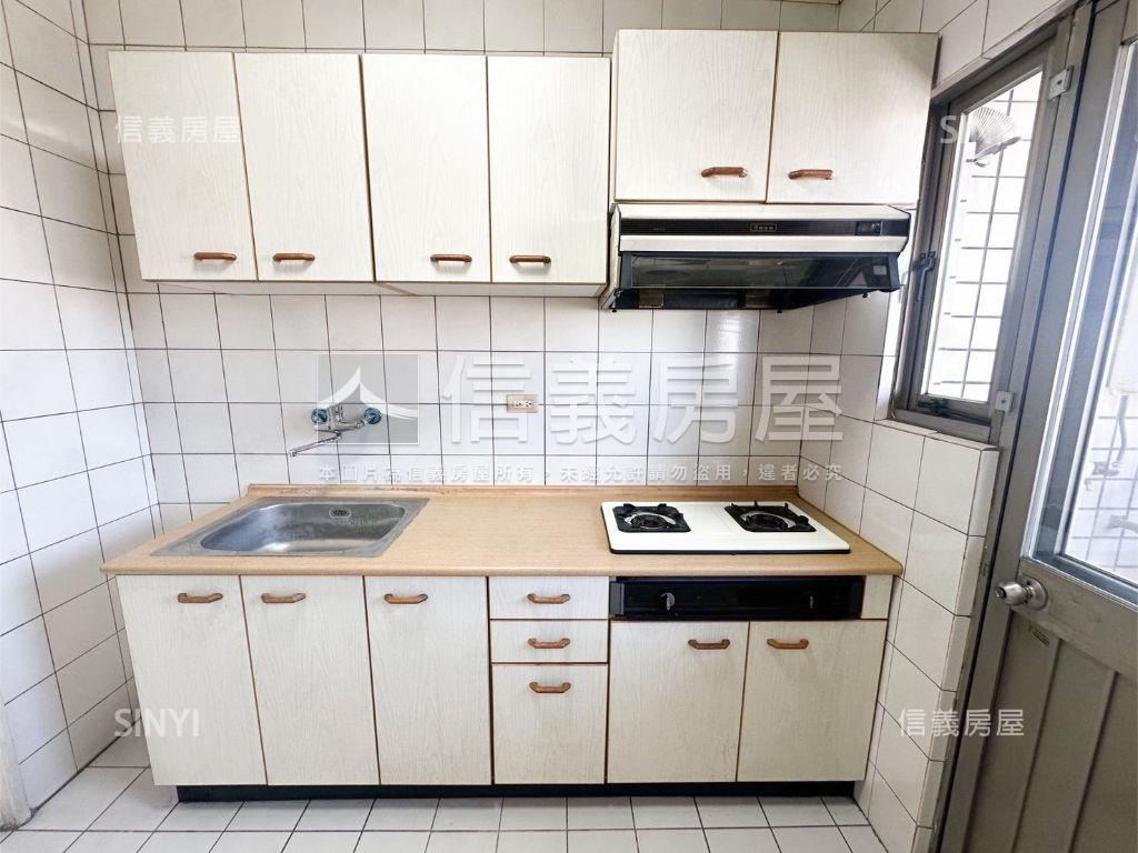 興大兩房雙陽台美屋房屋室內格局與周邊環境