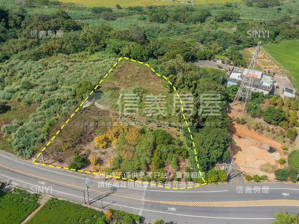 新埔休閒地。平坦大面寬房屋室內格局與周邊環境