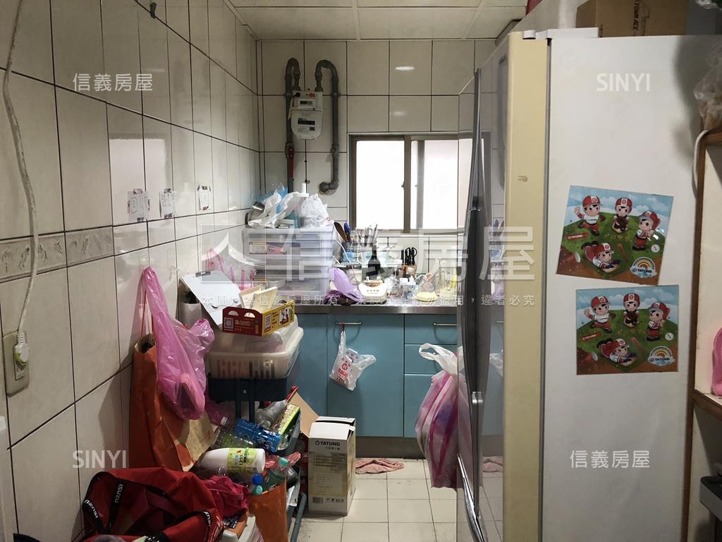 分子尾邊間公寓房屋室內格局與周邊環境