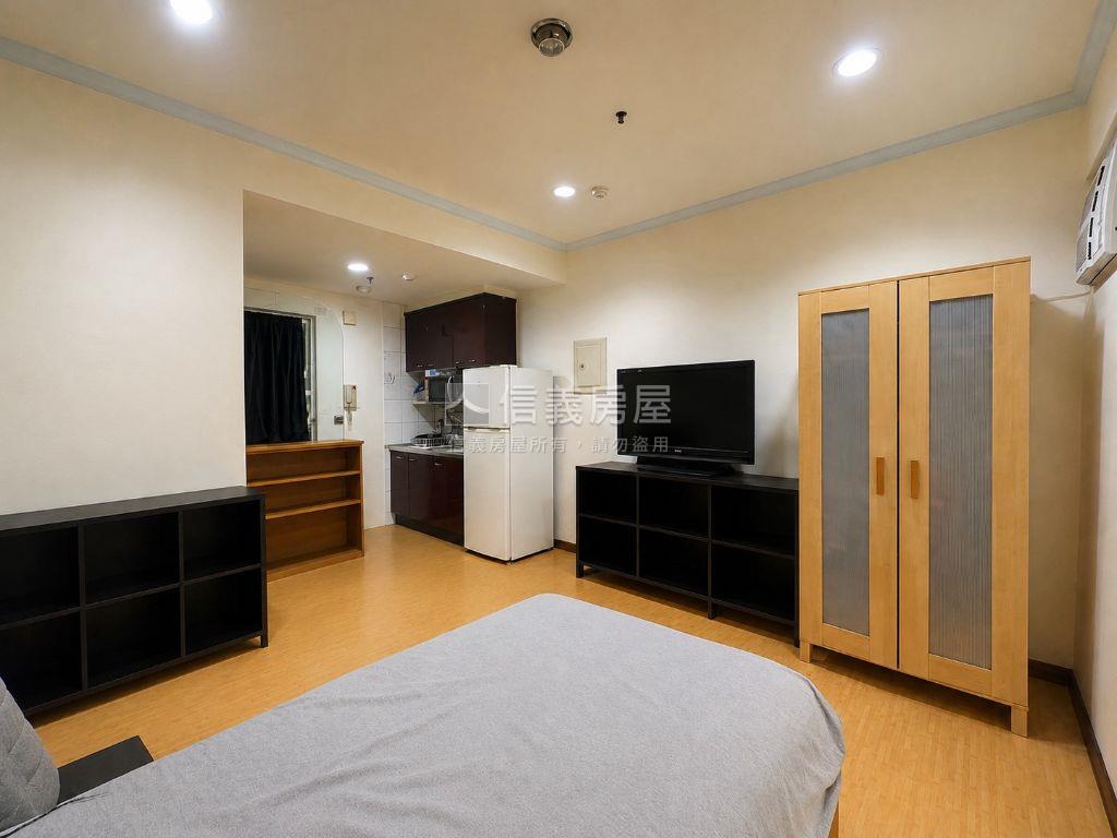 頂溪捷運｜雙星高樓景套房房屋室內格局與周邊環境