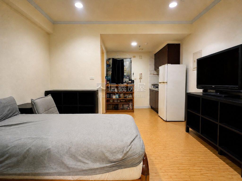 頂溪捷運｜雙星高樓景套房房屋室內格局與周邊環境