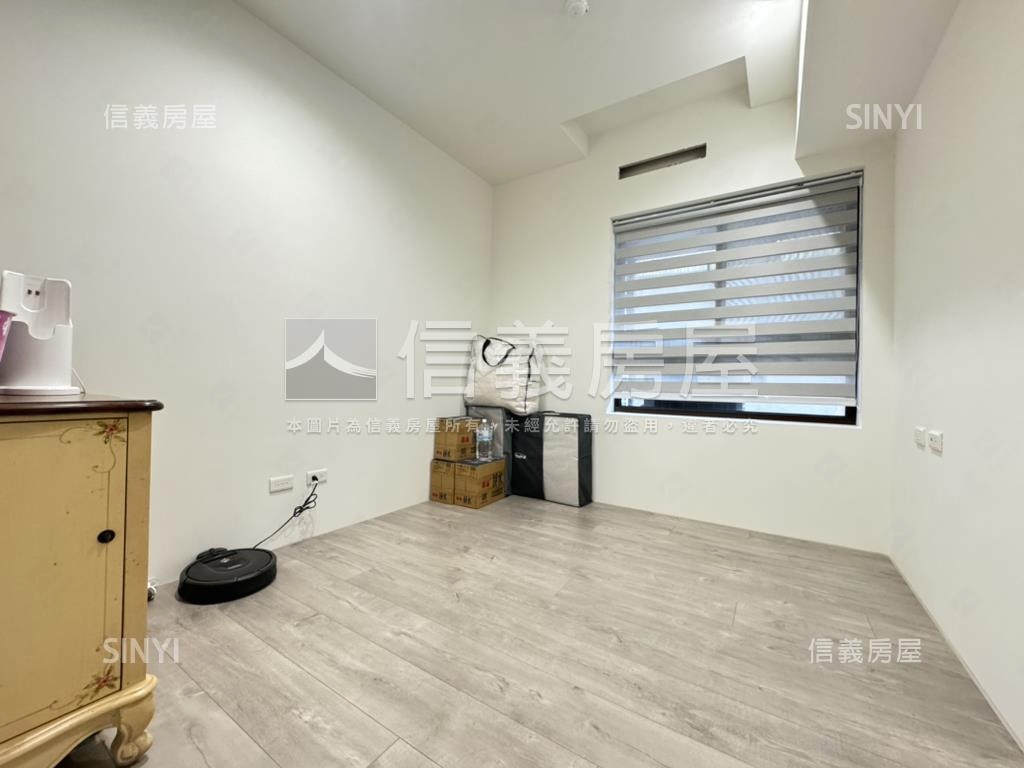 亞灣鳳凰灣溫馨美宅房屋室內格局與周邊環境