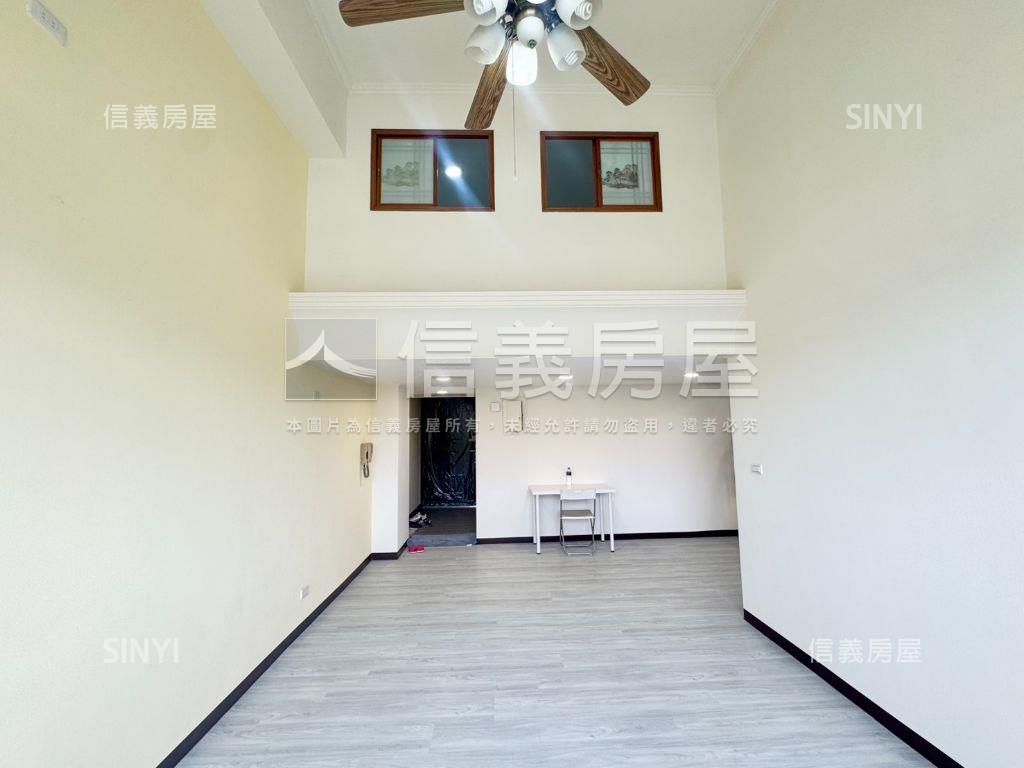 小巨人·次頂樓景觀美宅房屋室內格局與周邊環境