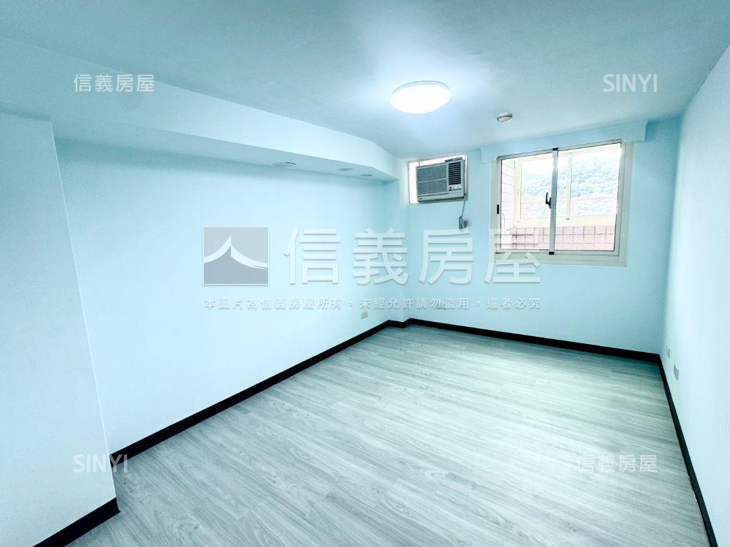 小巨人·次頂樓景觀美宅房屋室內格局與周邊環境