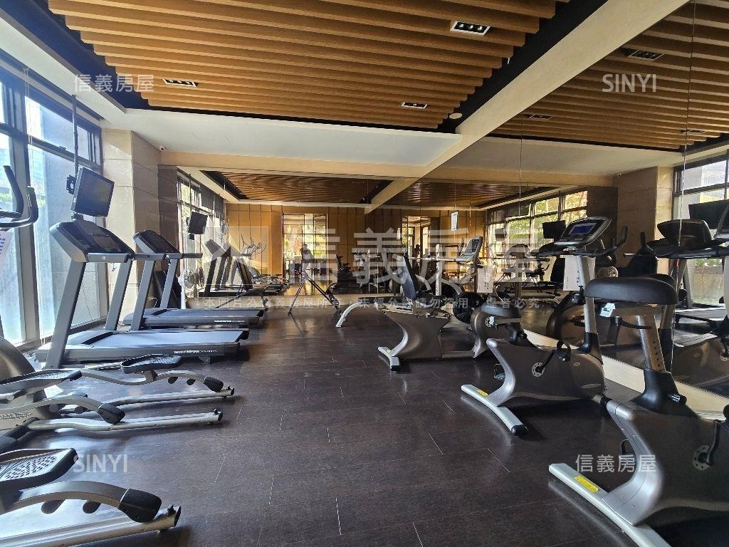 ⭐華固富仕館⭐邊間溫馨居房屋室內格局與周邊環境