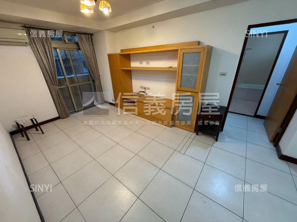 【稀有】國泰英倫兩房房屋室內格局與周邊環境