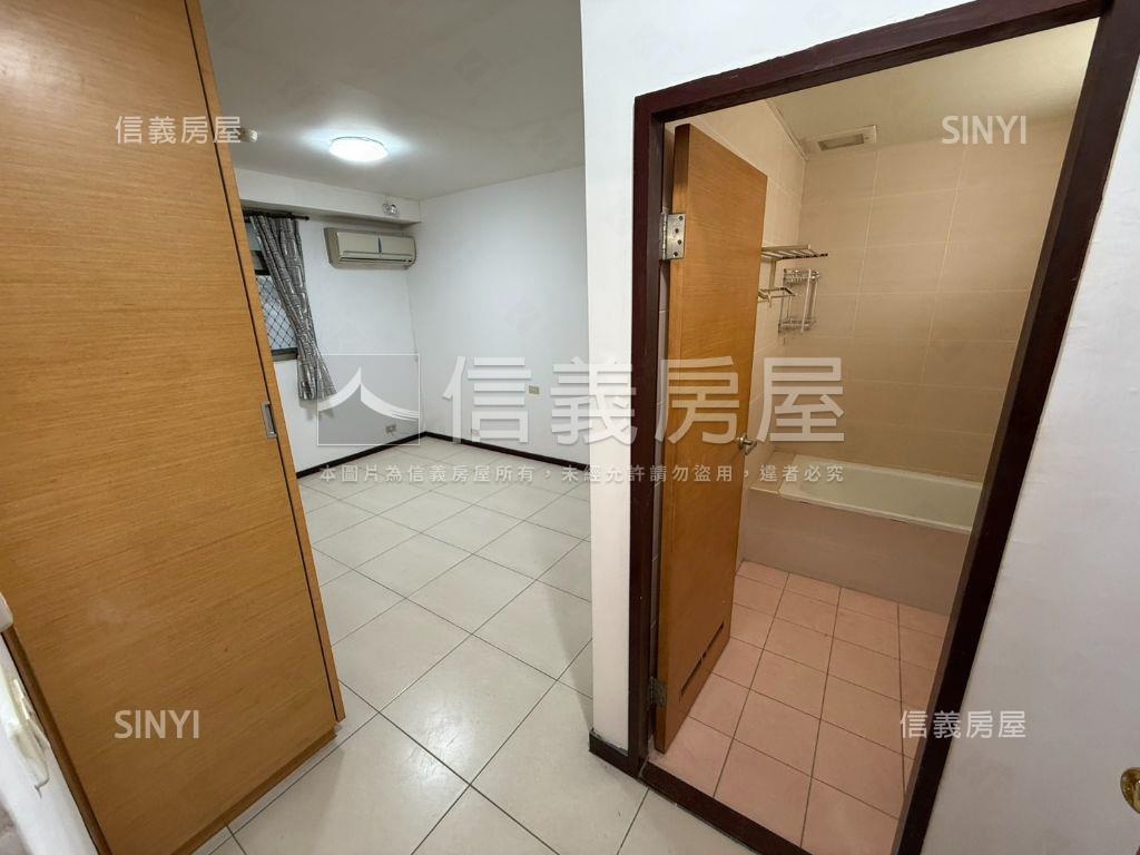 【稀有】國泰英倫兩房房屋室內格局與周邊環境