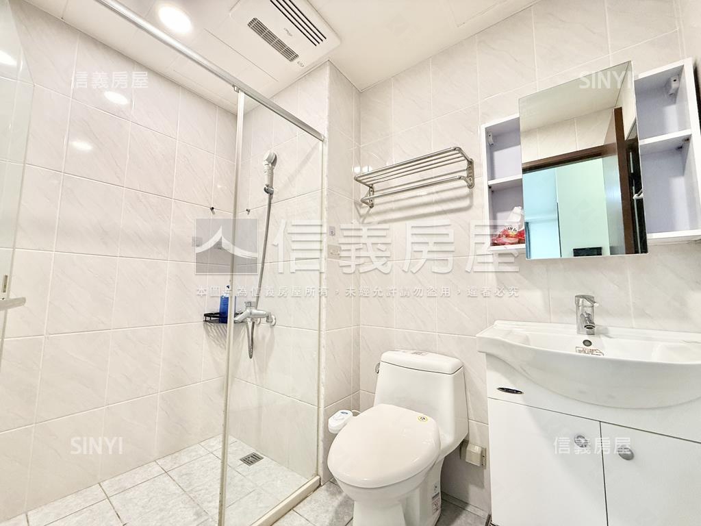 朝南前後陽台三房車位房屋室內格局與周邊環境