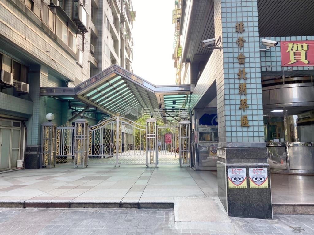 專任☆非常台北方正兩房房屋室內格局與周邊環境