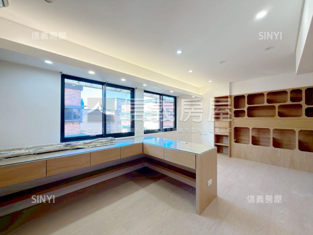 秀峰庭暖木無印大兩房車位房屋室內格局與周邊環境