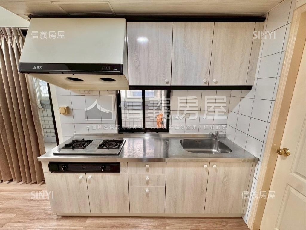 ｎｅｗ小城稀有兩房房屋室內格局與周邊環境