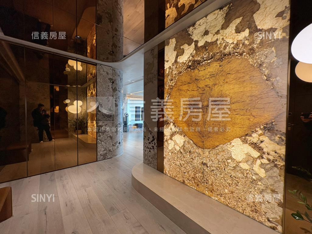 九五至尊景觀空間車位房屋室內格局與周邊環境