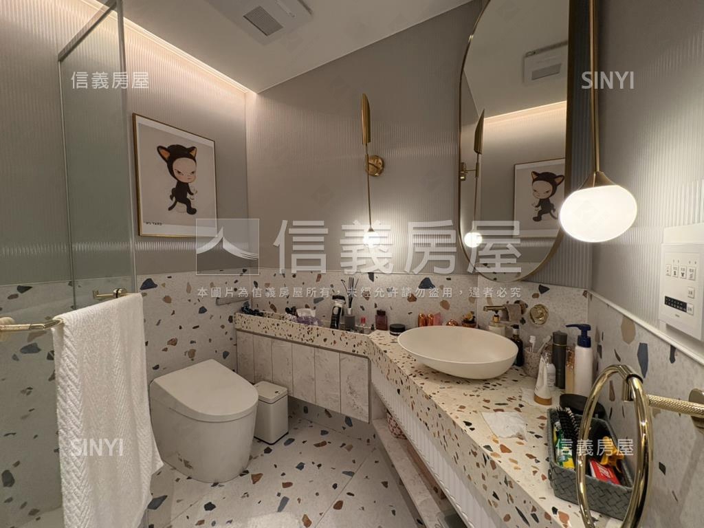 九五至尊景觀空間車位房屋室內格局與周邊環境