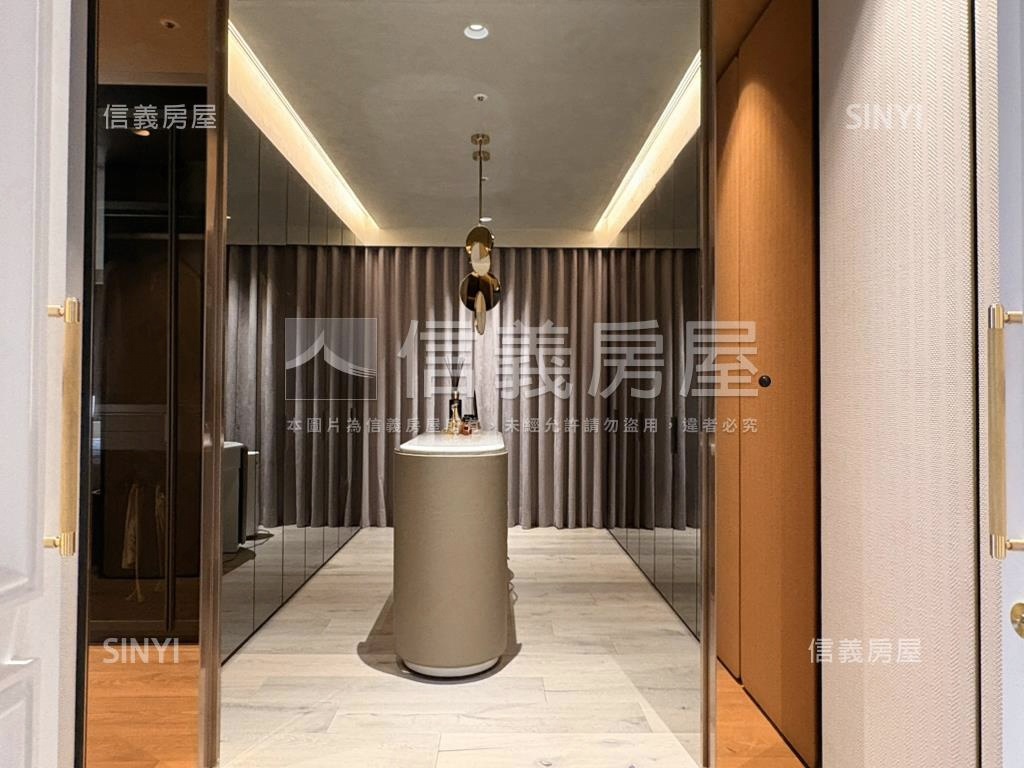 九五至尊景觀空間車位房屋室內格局與周邊環境