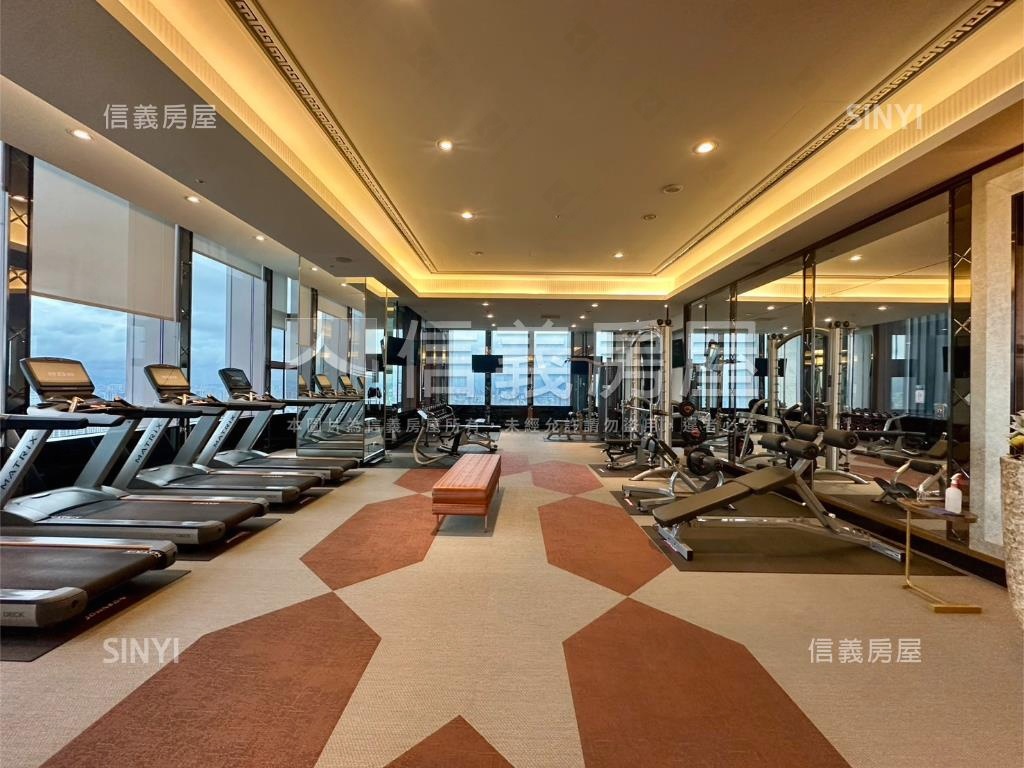 九五至尊景觀空間車位房屋室內格局與周邊環境