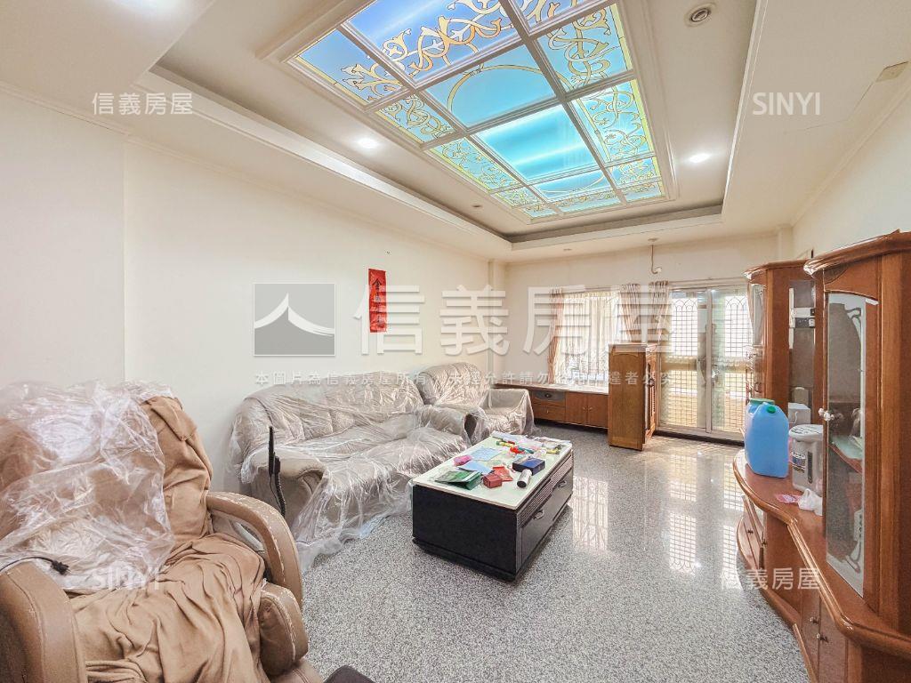 近市府兩千萬內透天房屋室內格局與周邊環境