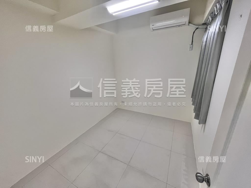 【專任】可直接住望族三房房屋室內格局與周邊環境