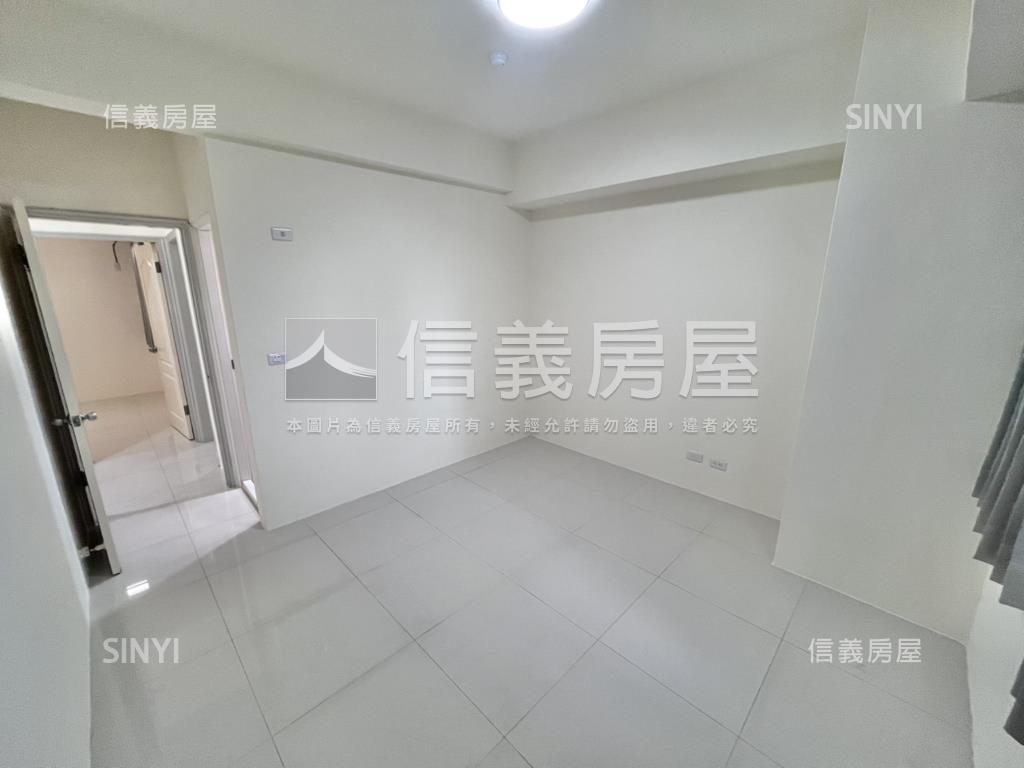 【專任】可直接住望族三房房屋室內格局與周邊環境