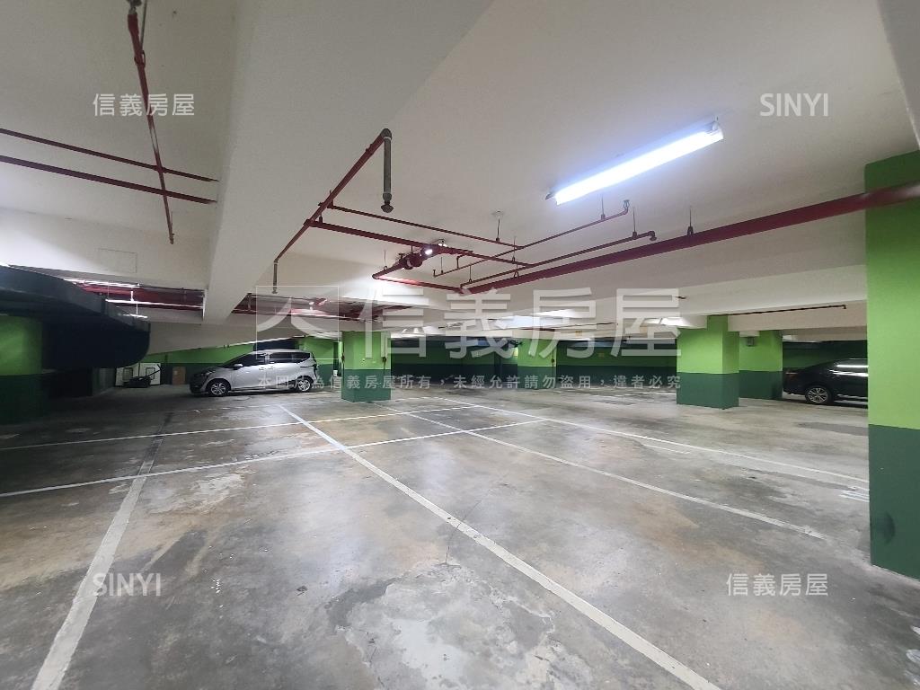藝文中正路摩天精品商辦房屋室內格局與周邊環境